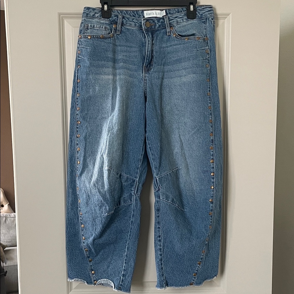 Studded Light Blue Wide-Leg Jeans